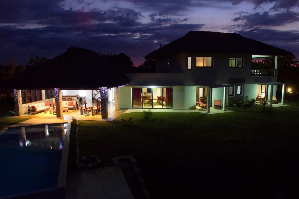 Home The Residence Befotaka Bay Exterior photo